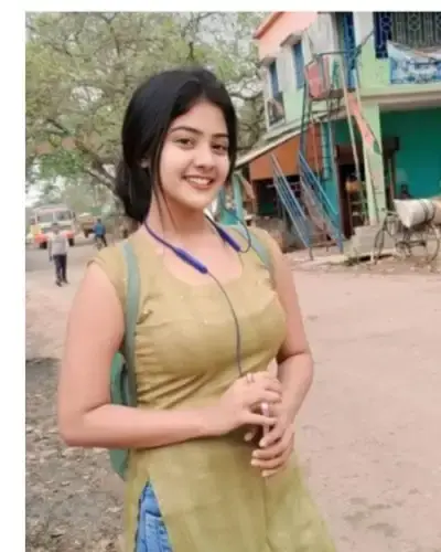 Escort In Papum Pare